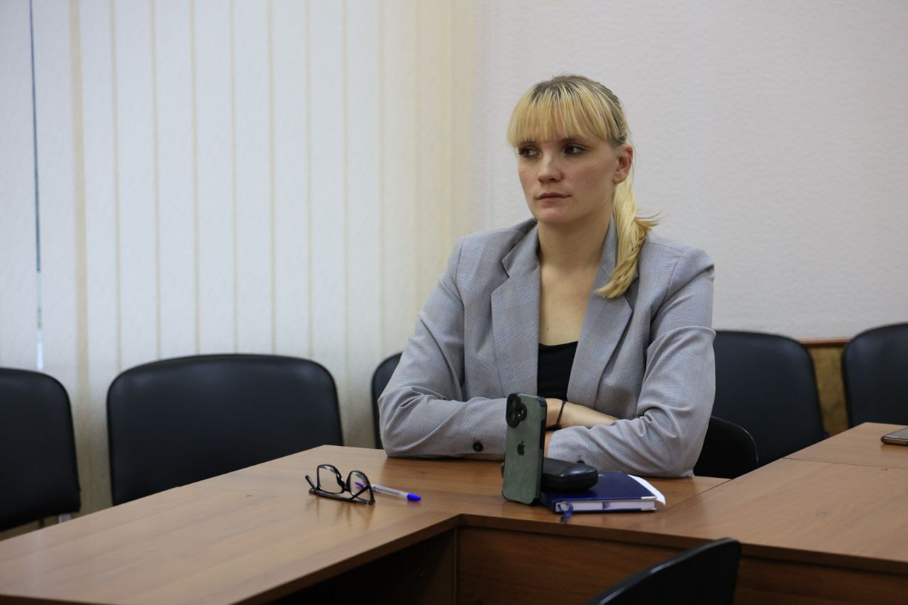 photo_5217524051142708399_y