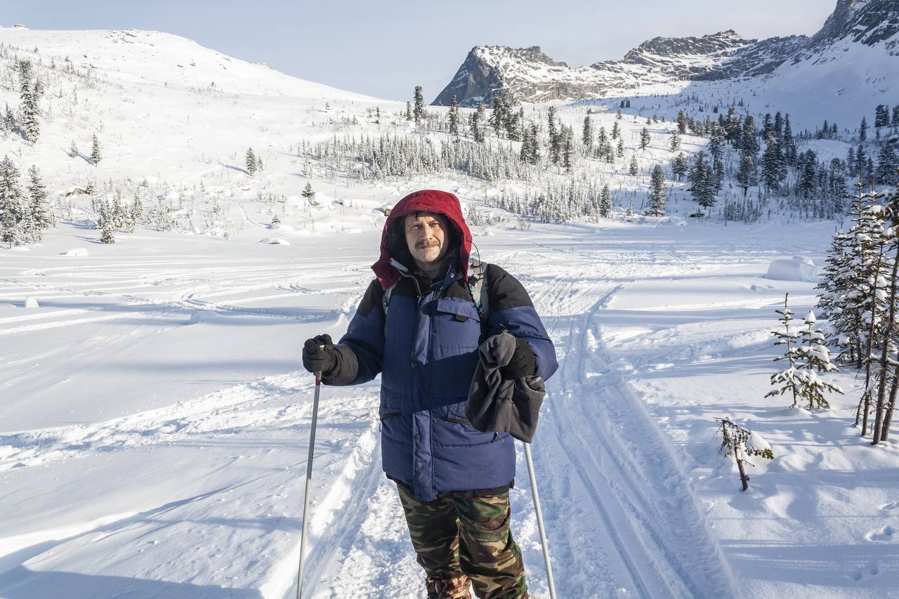 photo_5282909018349309244_y