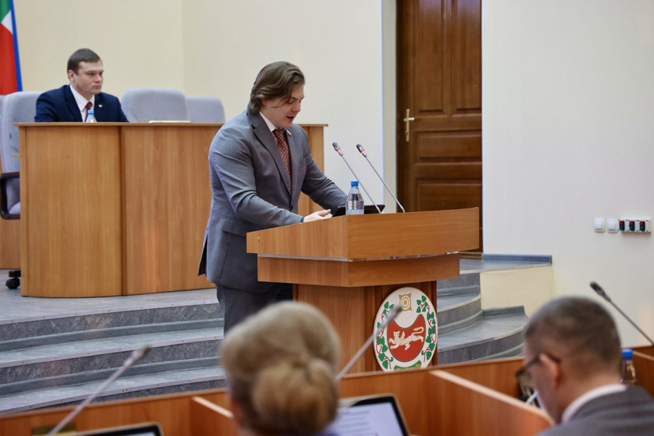 photo_5463346615998418032_y