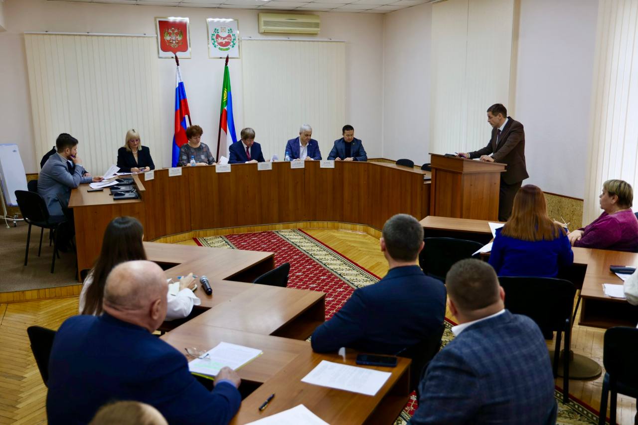 photo_5303542337592038269_y