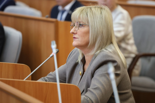 На сессии шла речь о наградах и праздниках 